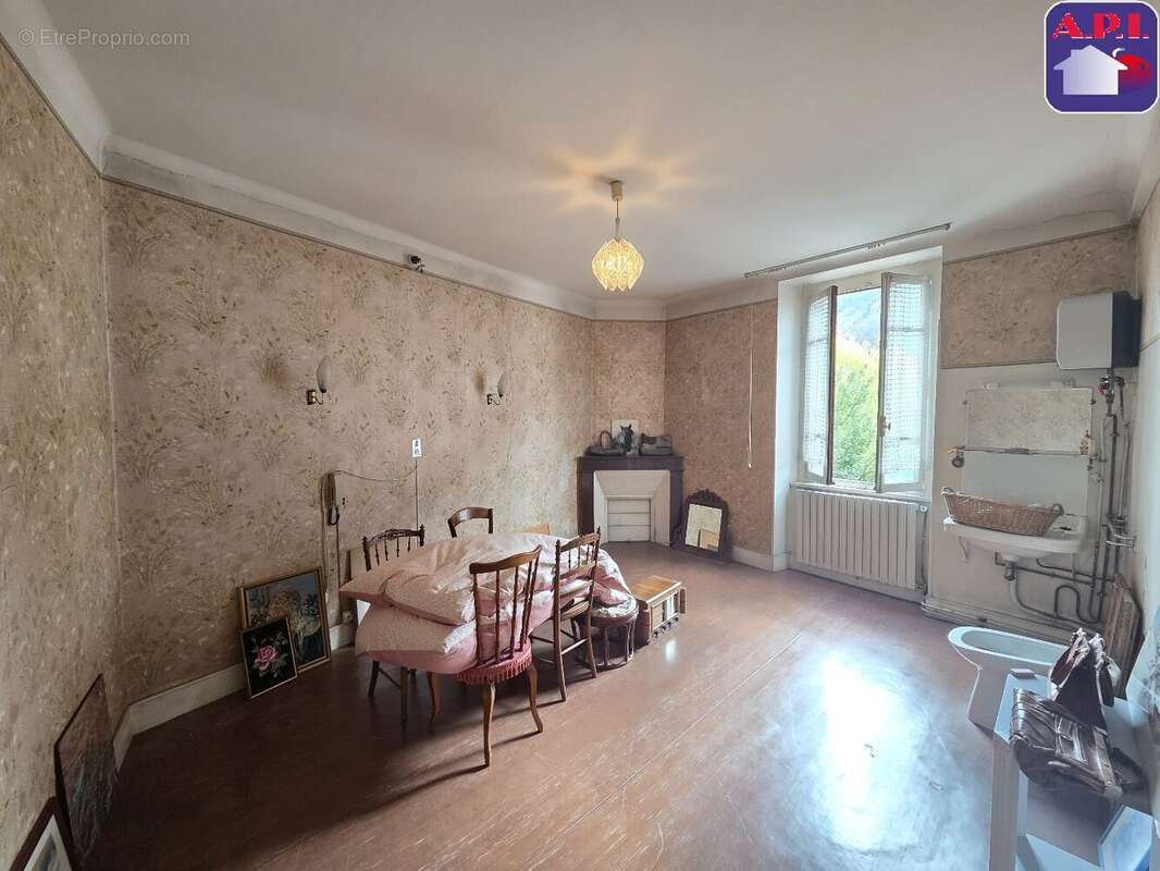 Maison à AX-LES-THERMES