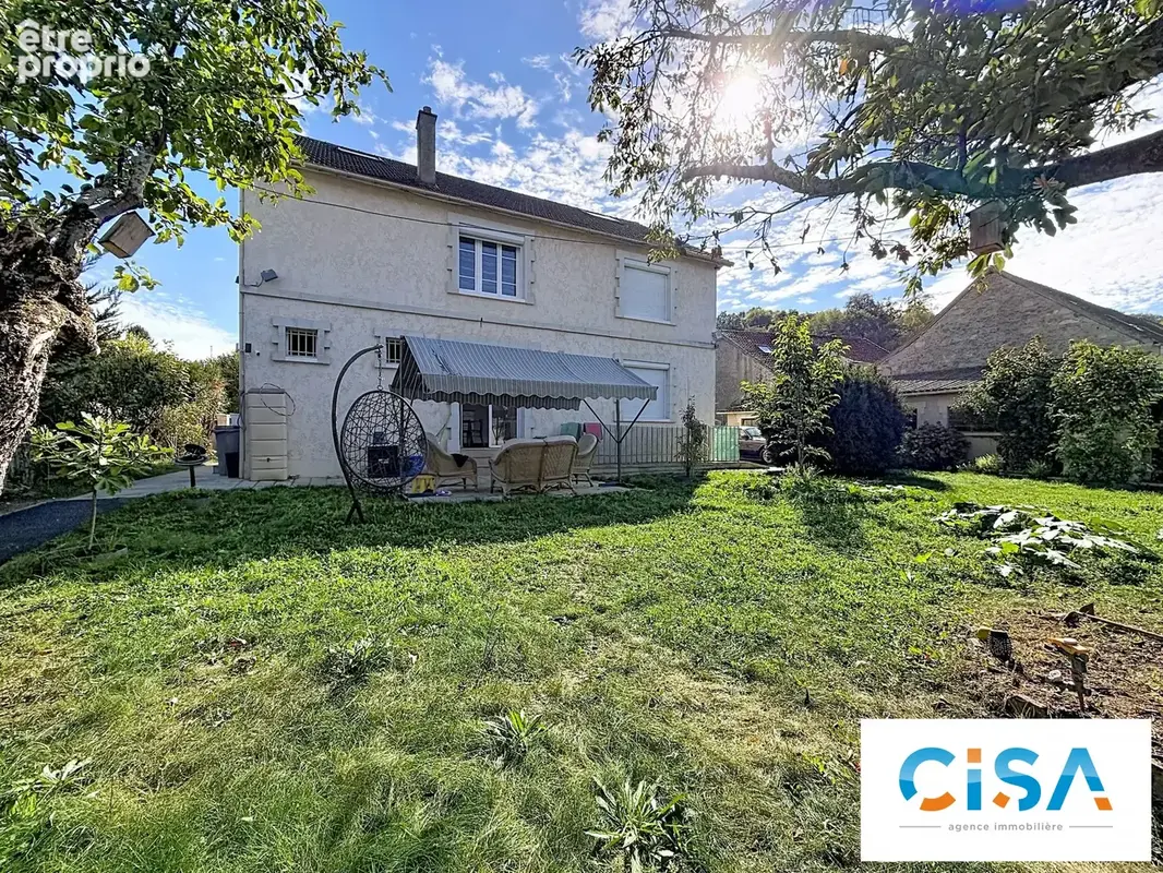 Maison 9 pièces 225 m² à vendre à Verneuil-En-Halatte (60550) - photo 2
