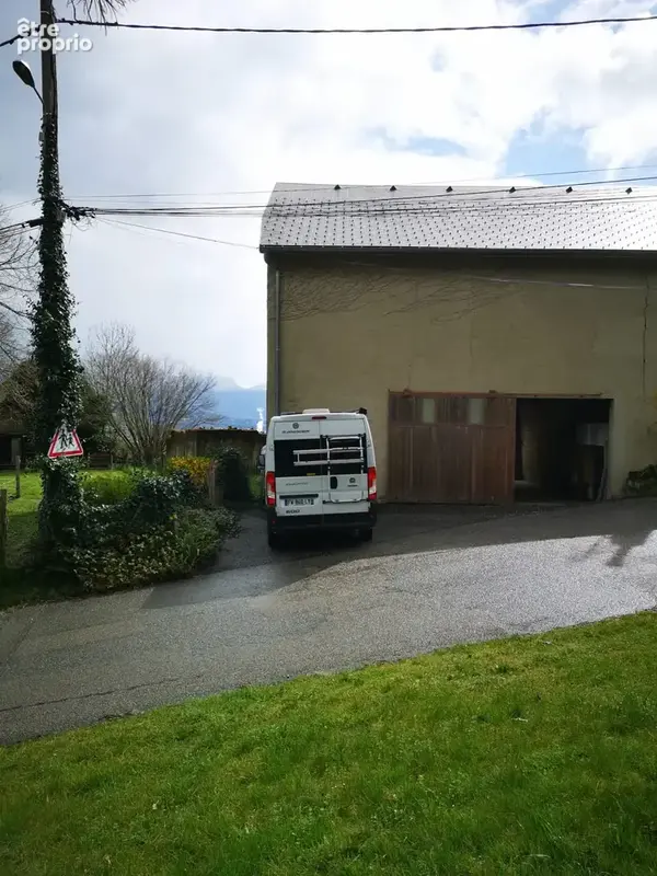 Batiment mitoyen pouvant develloper plus de 250 m2 - photo 3