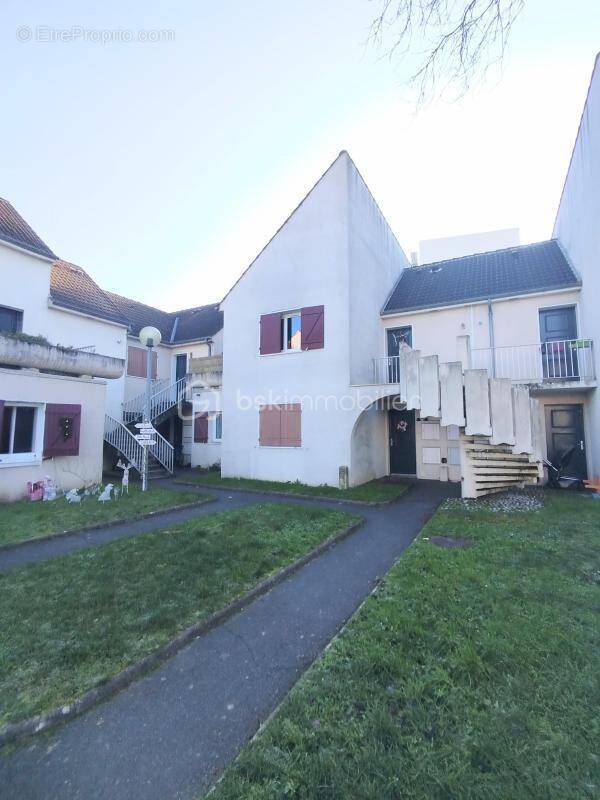 Appartement à MELUN