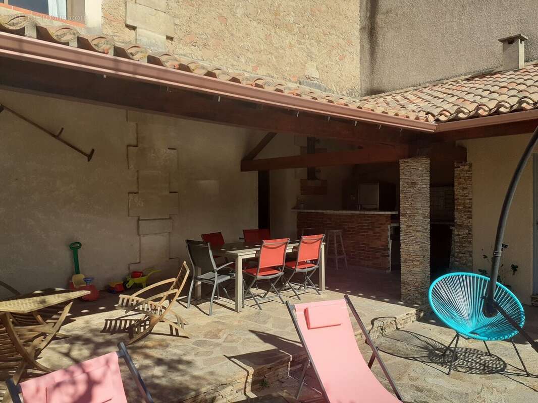 Maison à LIGNAN-SUR-ORB