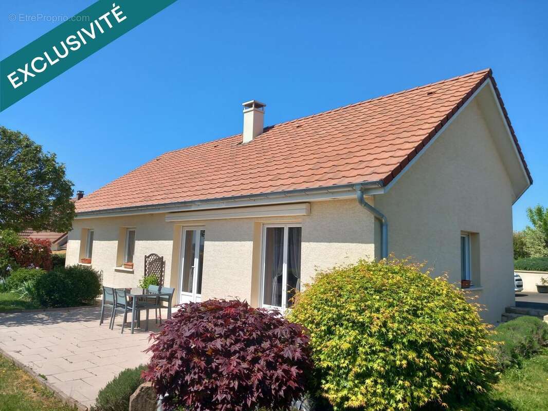 Photo 2 - Maison à FAVERNEY