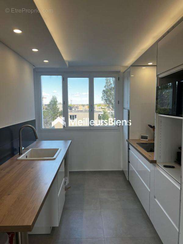 Appartement à CASTELNAU-LE-LEZ