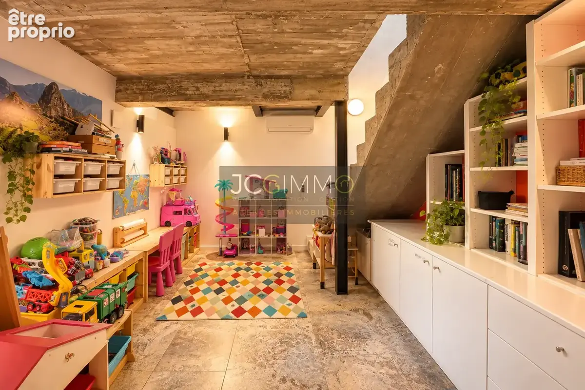 Toulon le mourillon - rare - maison de caractere 161 m2 - jardin 110 m2 - rénovation architecte - garage - photo 19