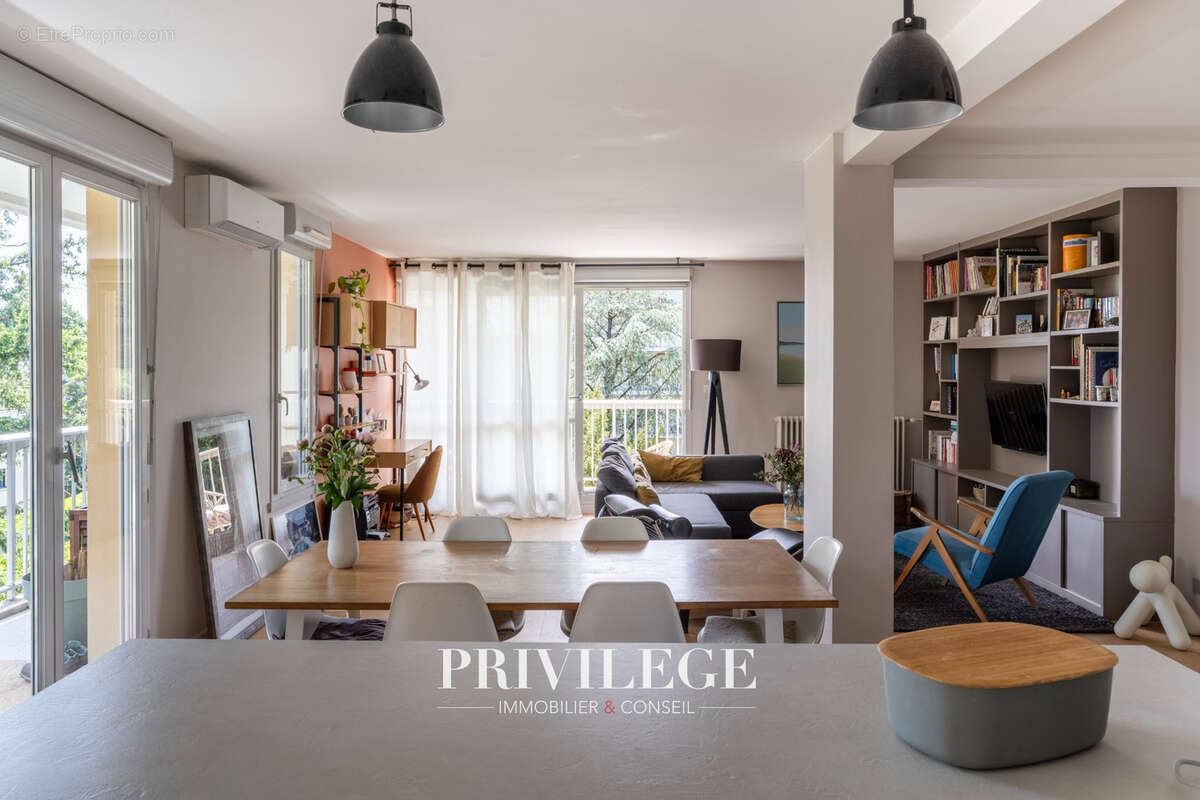 Appartement à LYON-9E