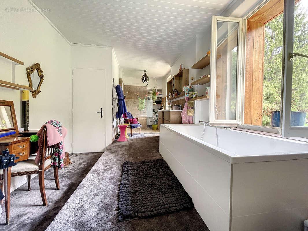 Maison à AIGUEBELETTE-LE-LAC