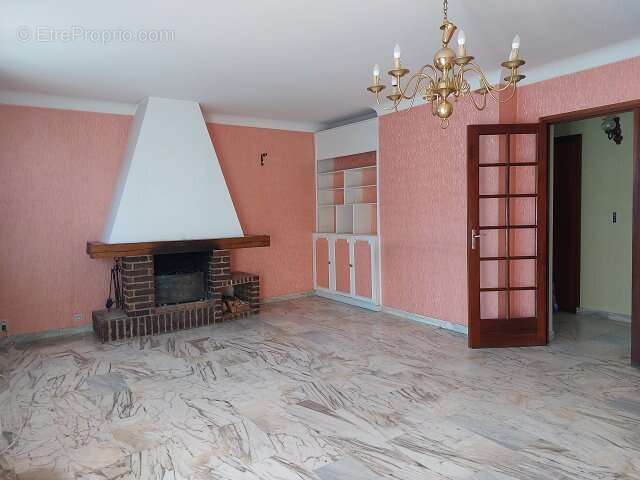 Maison à BOUSSY-SAINT-ANTOINE