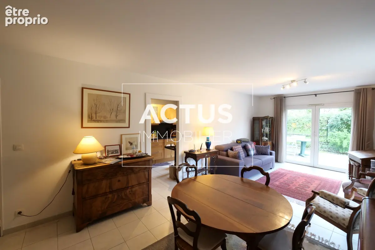 Appartement 4 pièces 93 m² à vendre à Salon-De-Provence (13300) - photo 2
