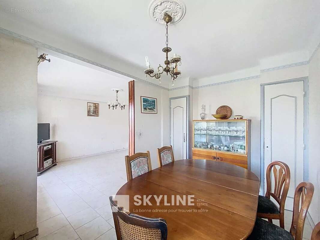Appartement à MARSEILLE-11E