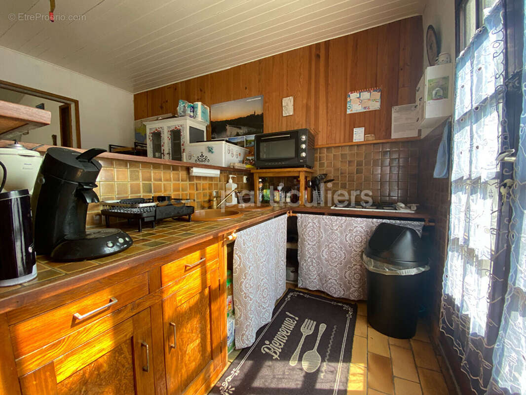 Maison de plain-pied dans le centre-ville à L'Aiguillon sur Mer - photo 8