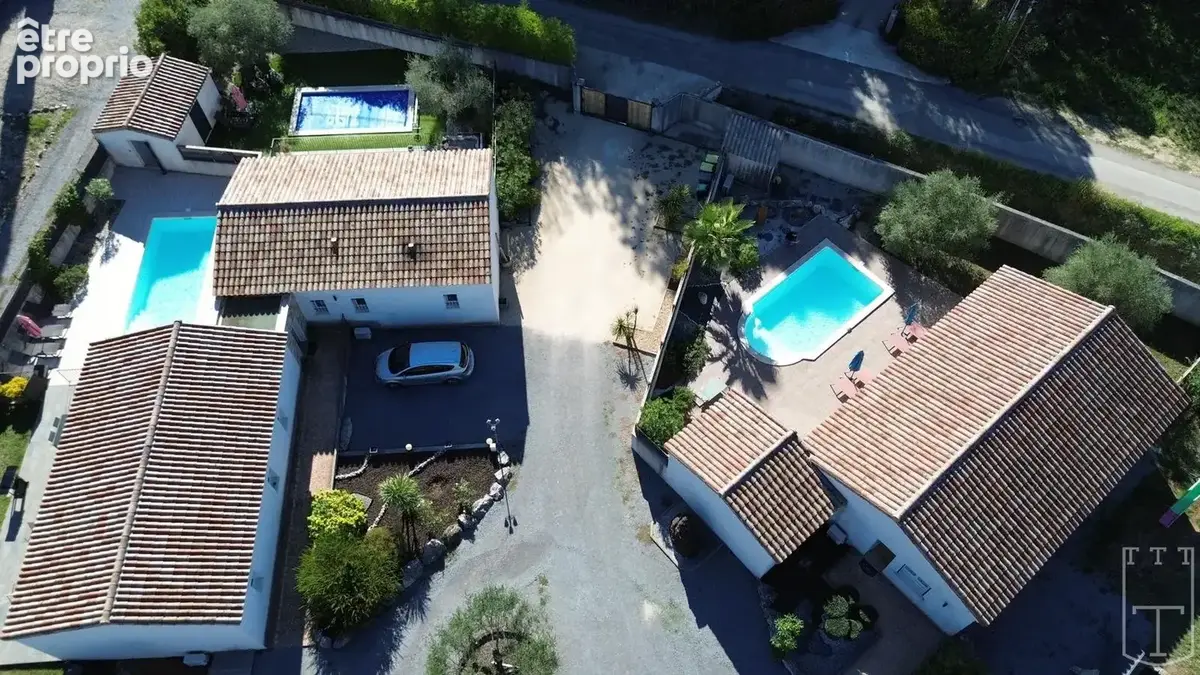 Investissement clé en main en Ardèche [3 gîtes de charme avec piscines privatives et spas] - photo 1