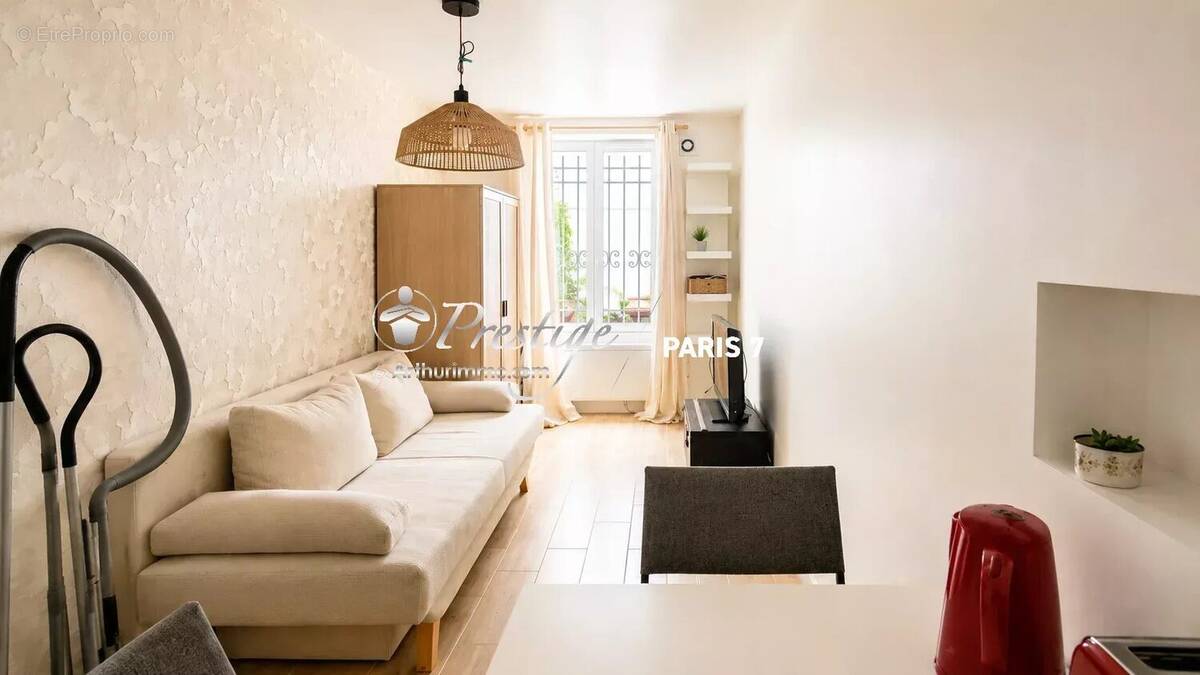 Appartement à PARIS-19E