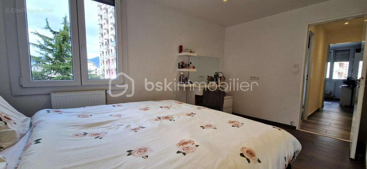 Appartement à ECHIROLLES