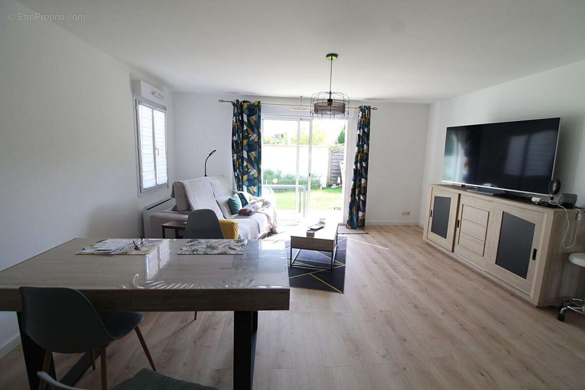 Maison 70 m² à Vaux-Sur-Mer  - photo 7