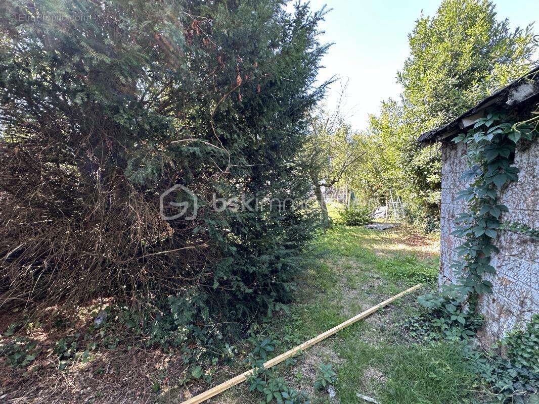 Maison à VERRIERES-LE-BUISSON