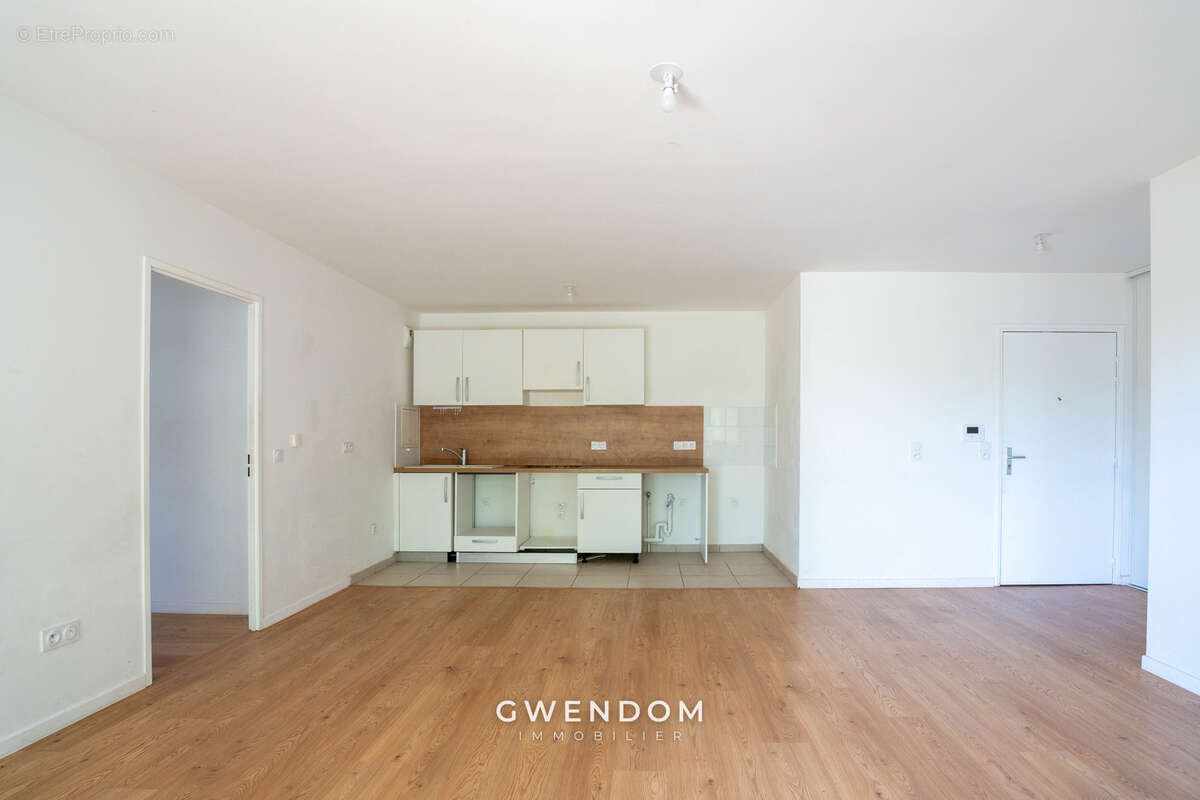 Appartement à TORCY