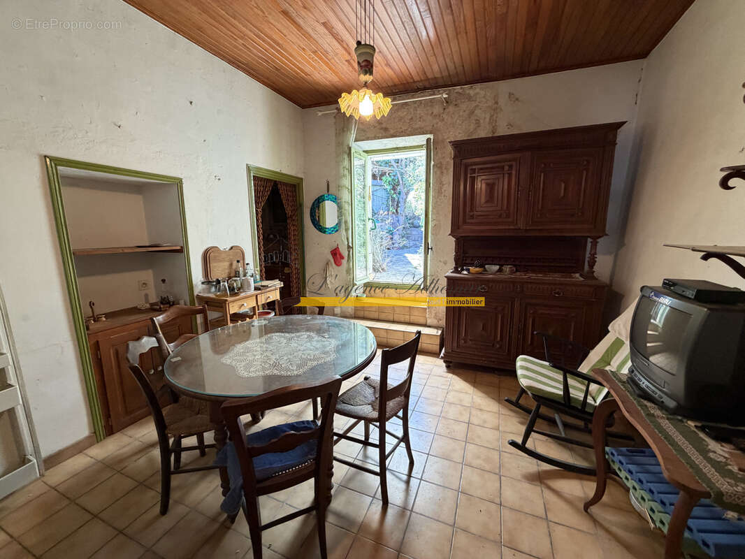 Maison à VIVIERS