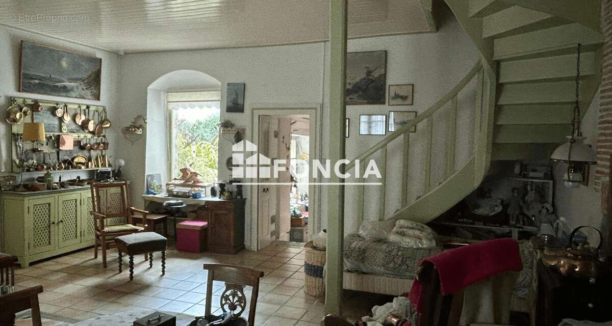 Ile de noirmoutier - maison de caractere rare - dans le quartier historique de noirmoutier - photo 3
