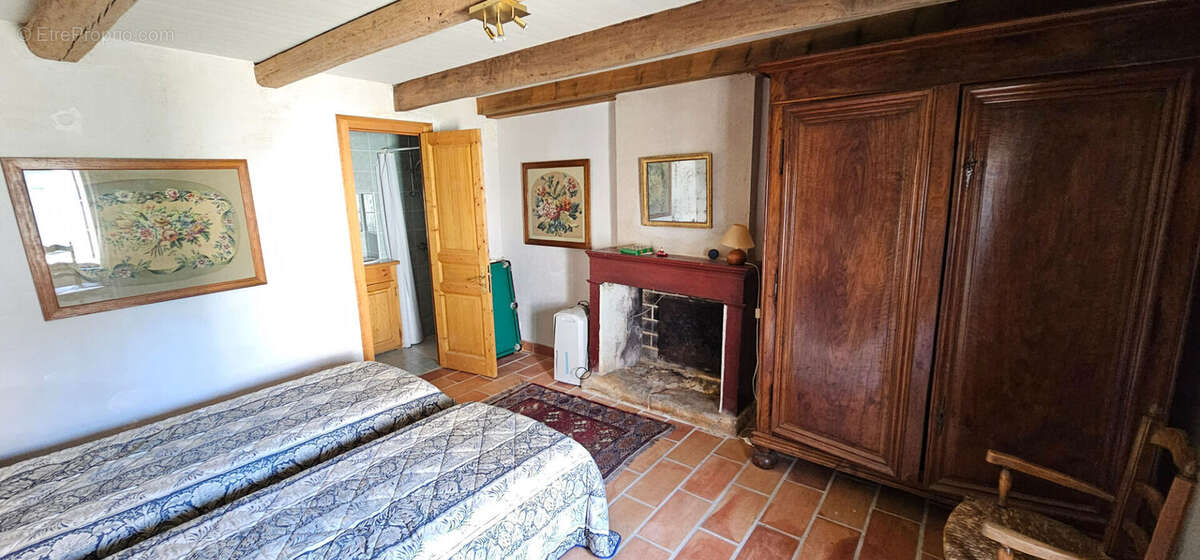 Maison à SAINT-CLEMENT-DES-BALEINES