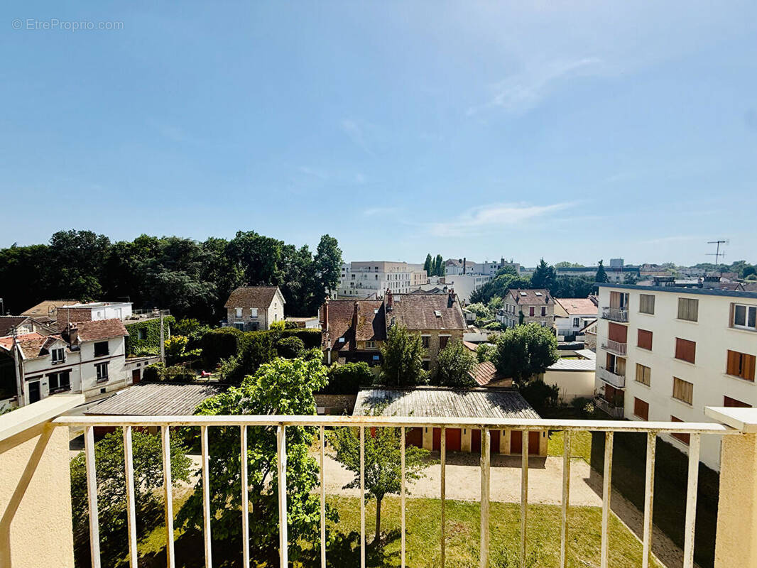 Appartement à FONTAINEBLEAU