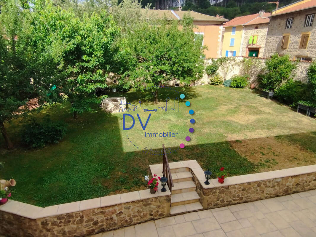 Maison à SAINT-VINCENT-DE-REINS