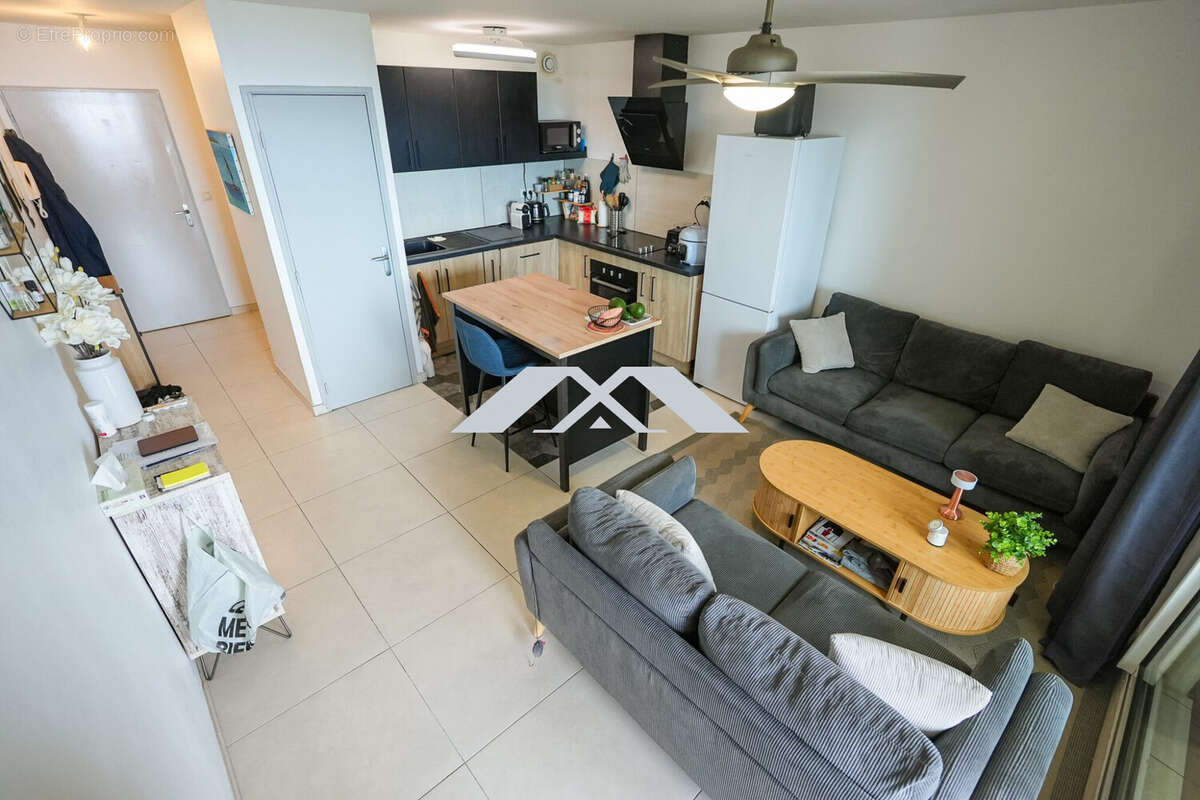 Appartement à LES AVIRONS