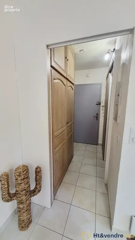 Exclusivité Carqueiranne — Studio 30 m2 rénové + Jardin 19 m2  Idéal Investisseur ou 1er achat - photo 6