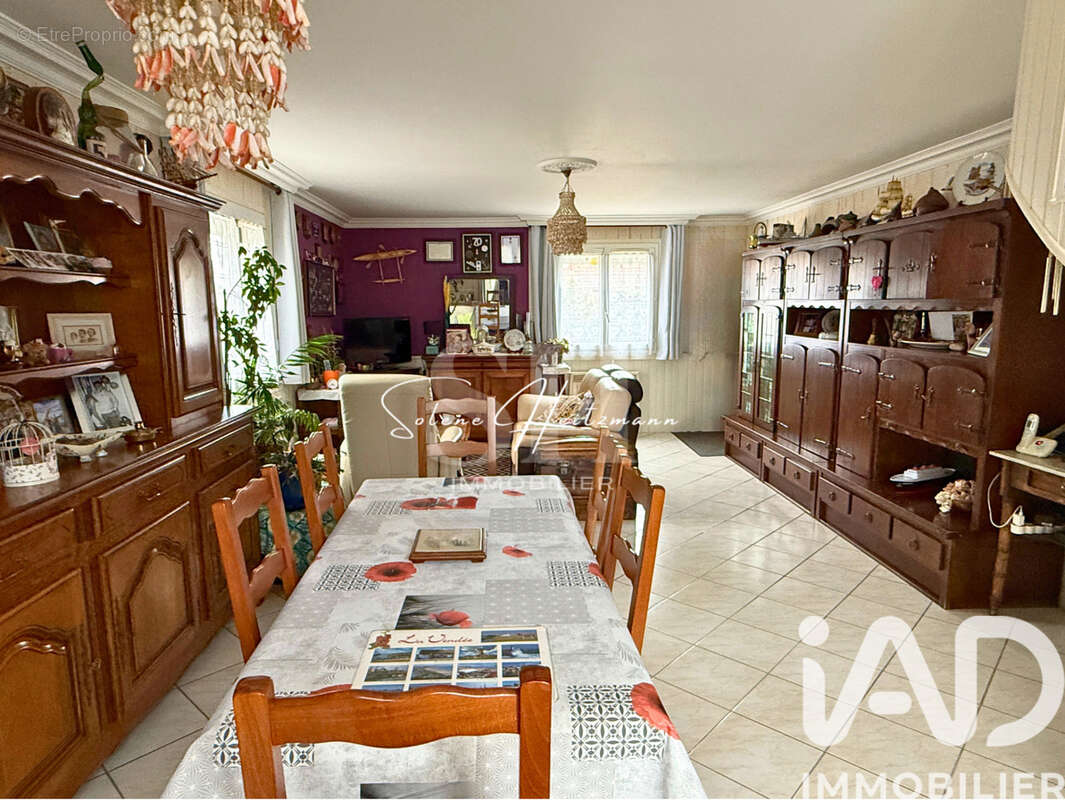 Photo 2 - Maison à SAINT-GERMAIN-LAVAL