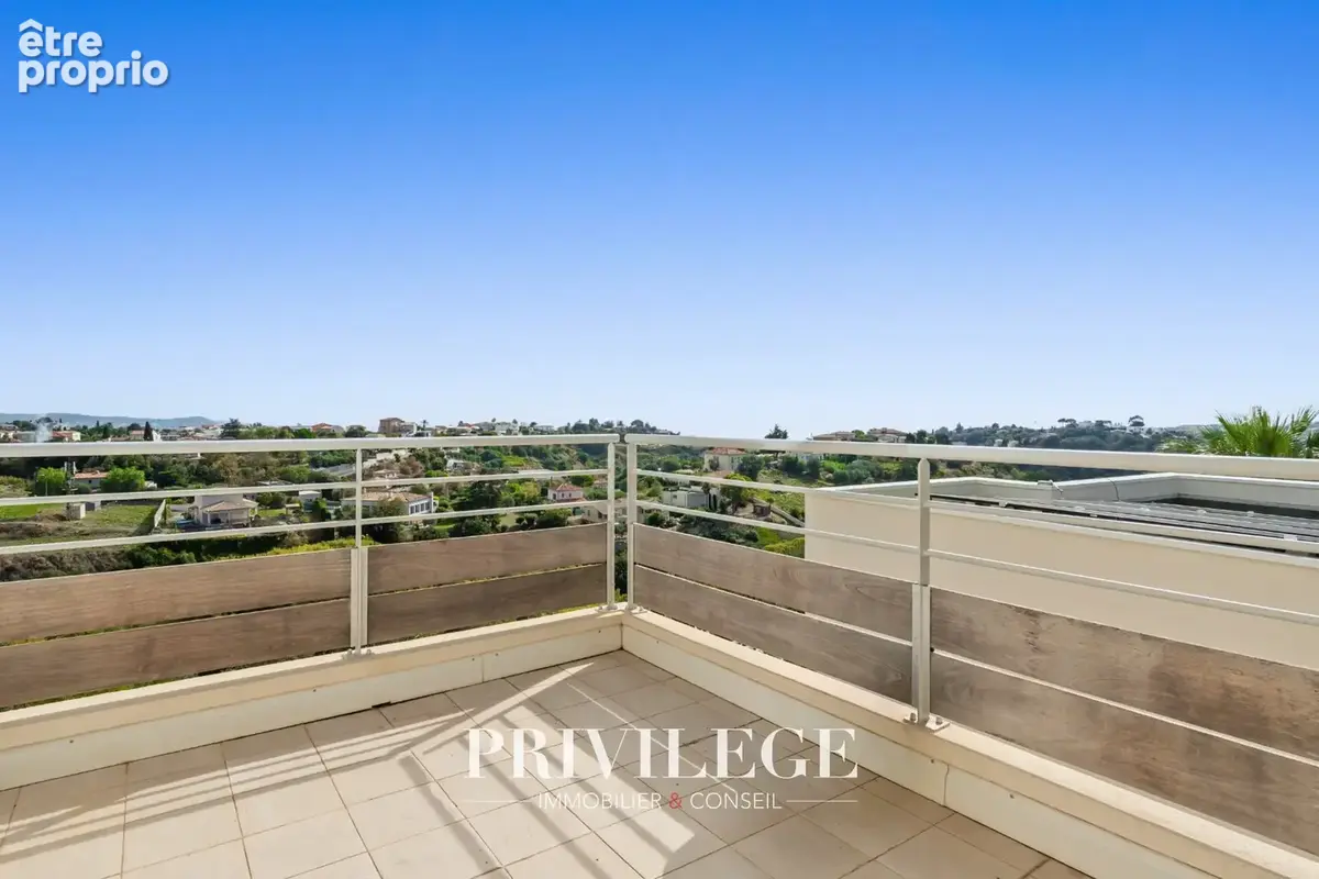 Nice   villa contemporaine avec piscine, vue dégagée et aperçu mer   domaine sécurisé - photo 28