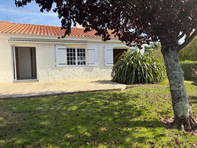 Maison à TALMONT-SAINT-HILAIRE