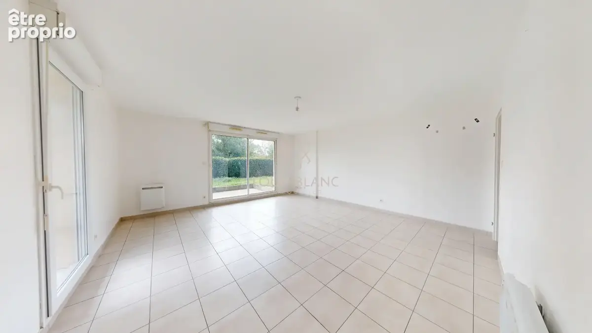 Appartement avec terrasse - Sainte-Suzanne - photo 6