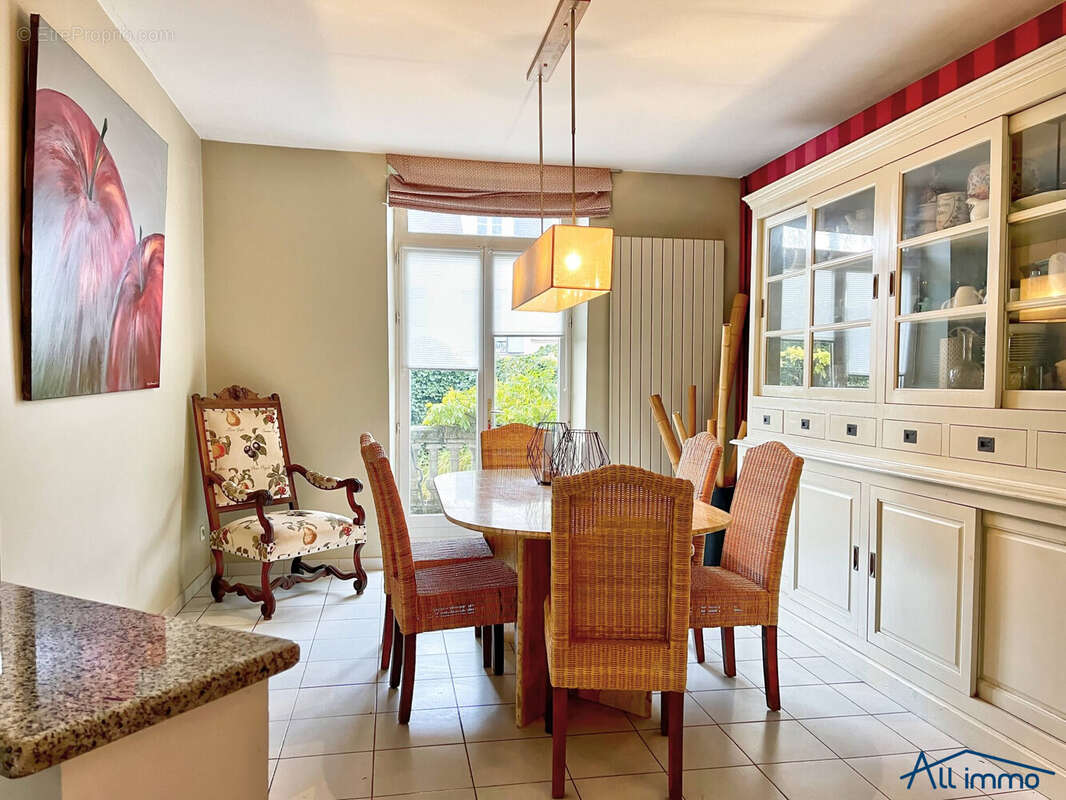 Maison à SUCY-EN-BRIE