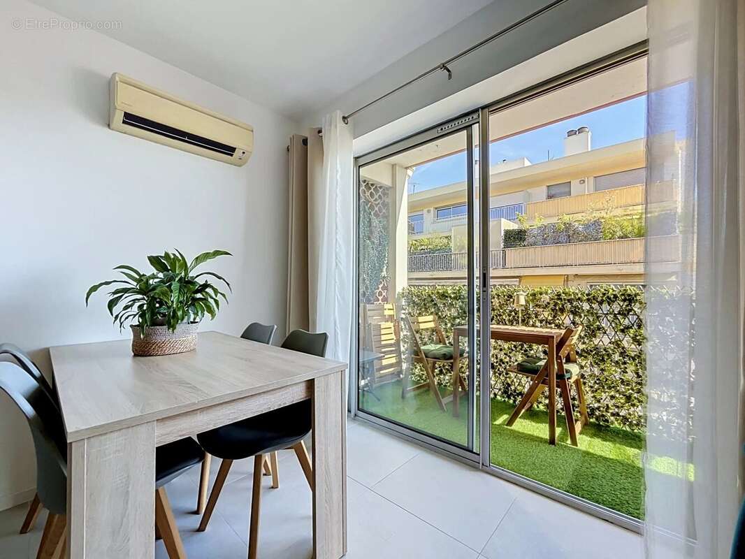 Appartement à CAGNES-SUR-MER