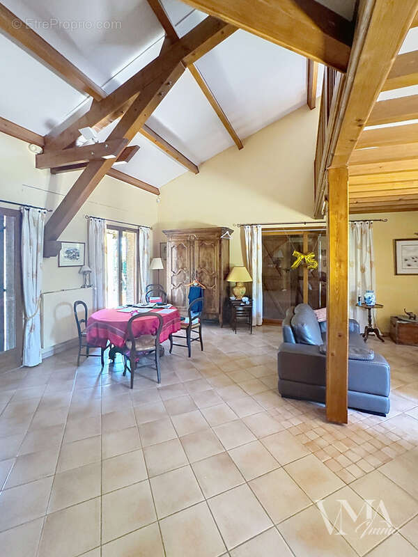 Maison à CHAZAY-D'AZERGUES
