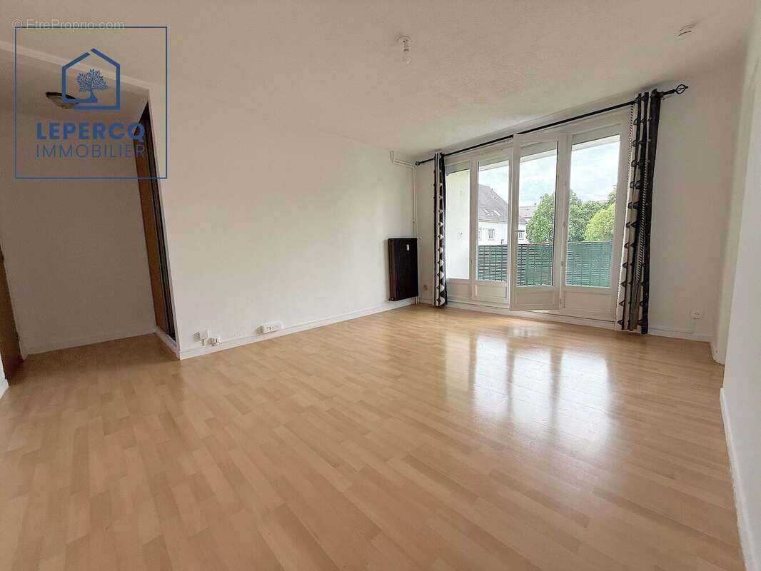 Appartement à CREPY-EN-VALOIS