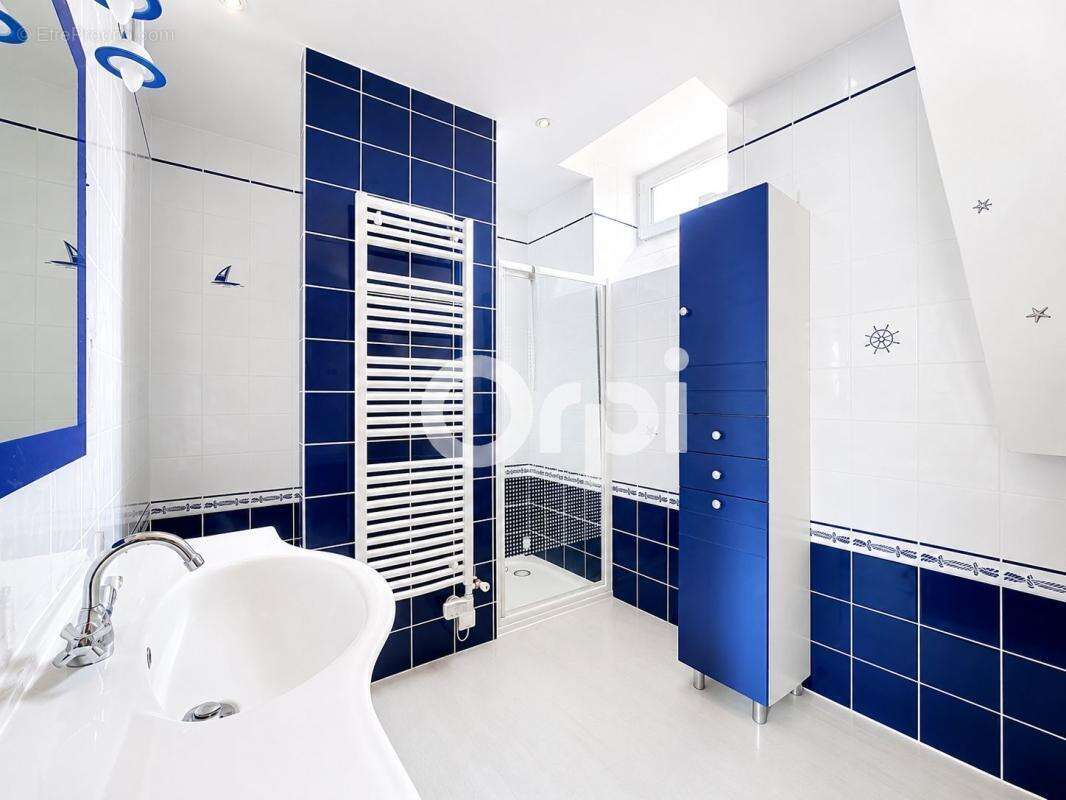 Maison 122 m² Bury - photo 9