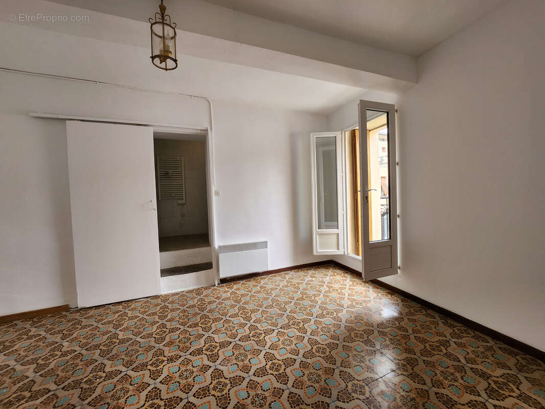 Appartement à PAULHAN