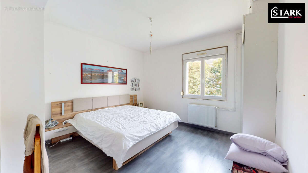 Appartement à GRAND-CHARMONT