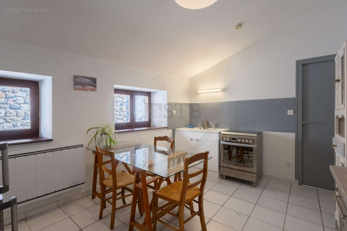 Maison à FLAVIAC