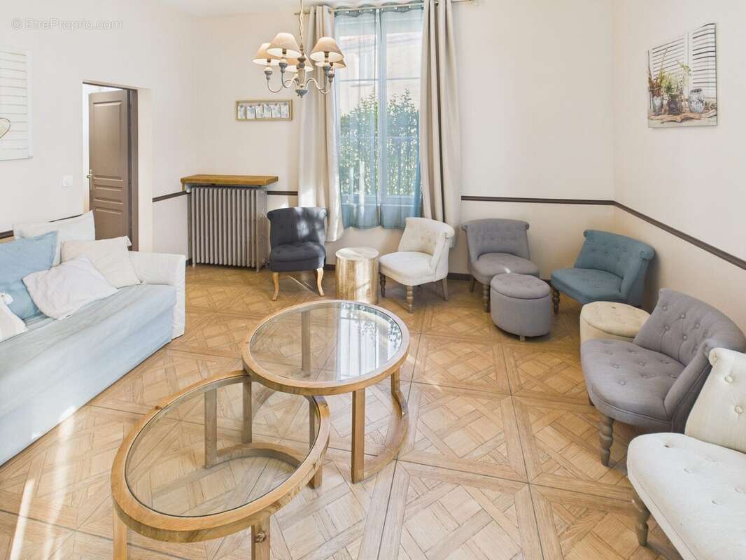 Maison à LOISY-SUR-MARNE