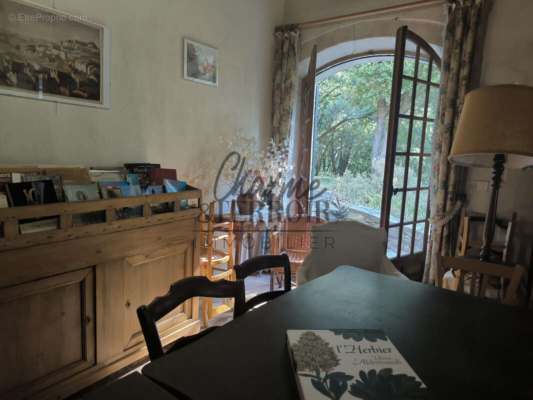 Maison à UZES