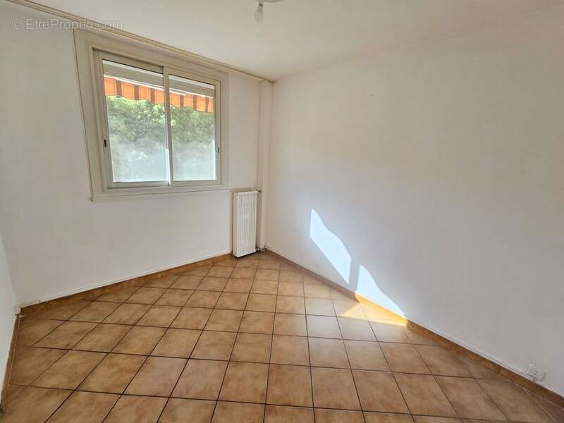 Appartement à MARSEILLE-10E