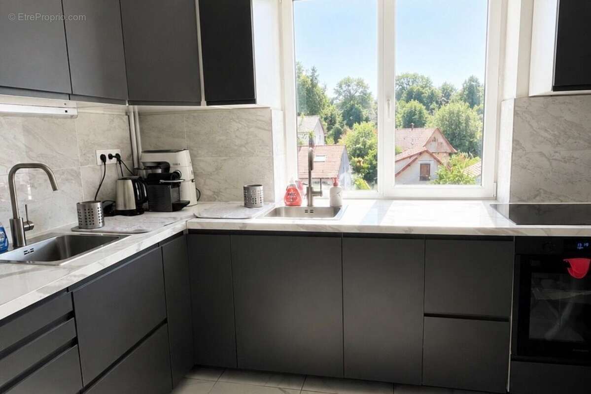 Appartement 70 m² à Creteil  - photo 2