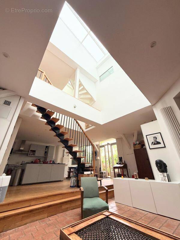 Maison à PARIS-19E