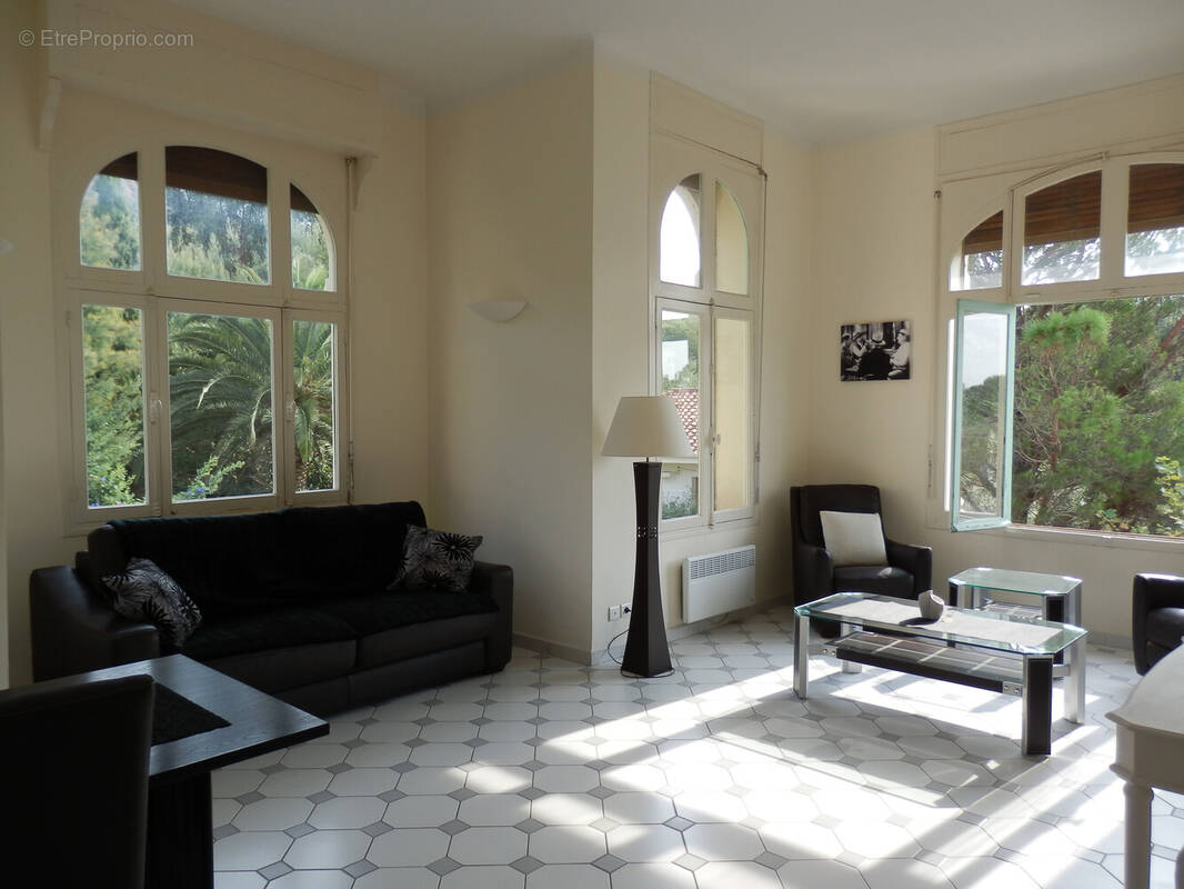 Appartement à SAINT-RAPHAEL