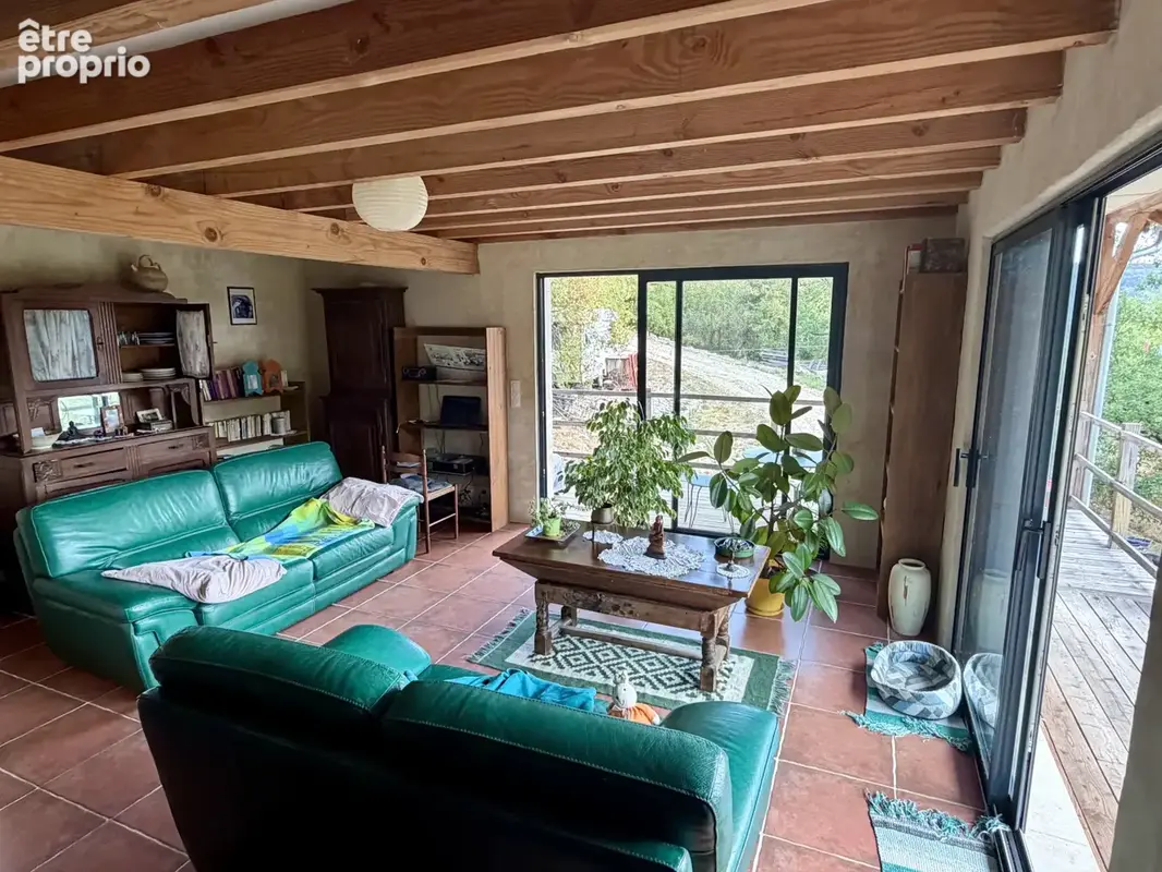 Maison moderne avec vue imprenable sur la vallée - photo 2