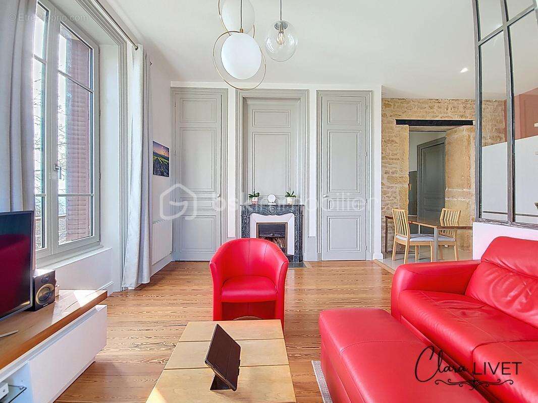 Appartement à LIMAS