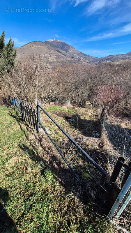 Maison à LA MOTTE-SAINT-MARTIN