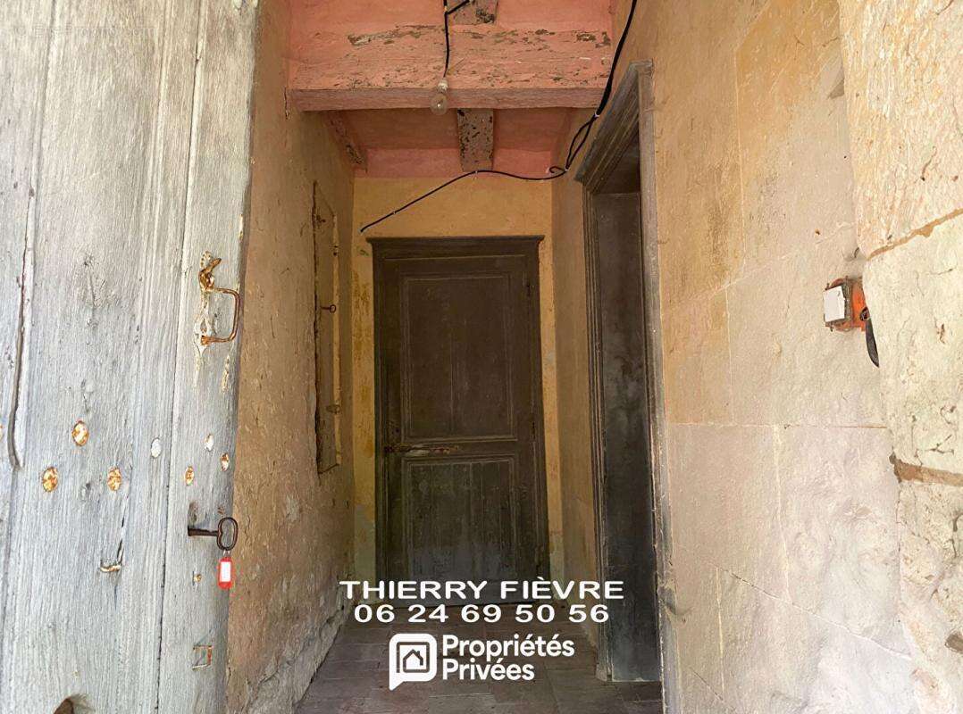 A vendre curçay sur dive - ensemble immobilier  rénové et à rénover sur 1500 m2  de terrain - photo 13