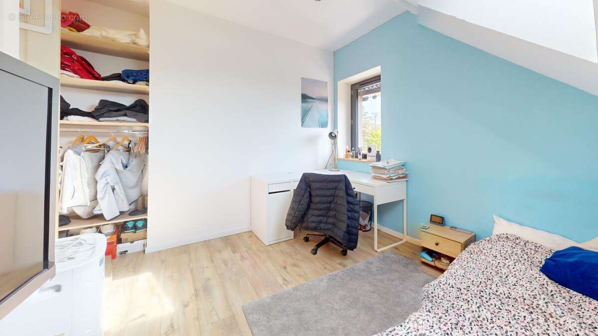 Appartement à LENTILLY